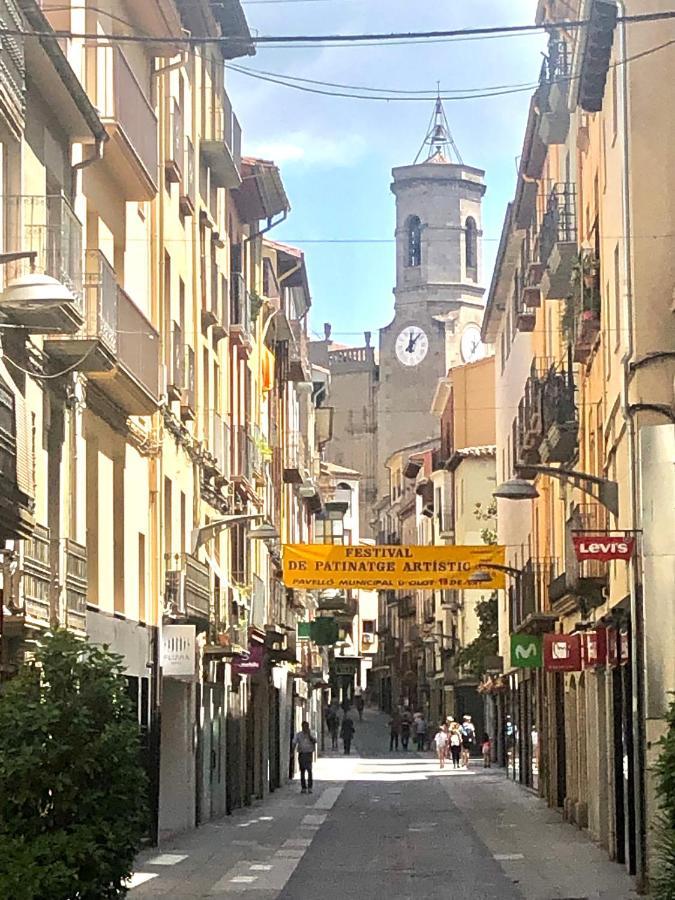 Precioso Piso En El Centro Neuralgico De Olot Lejlighed Eksteriør billede